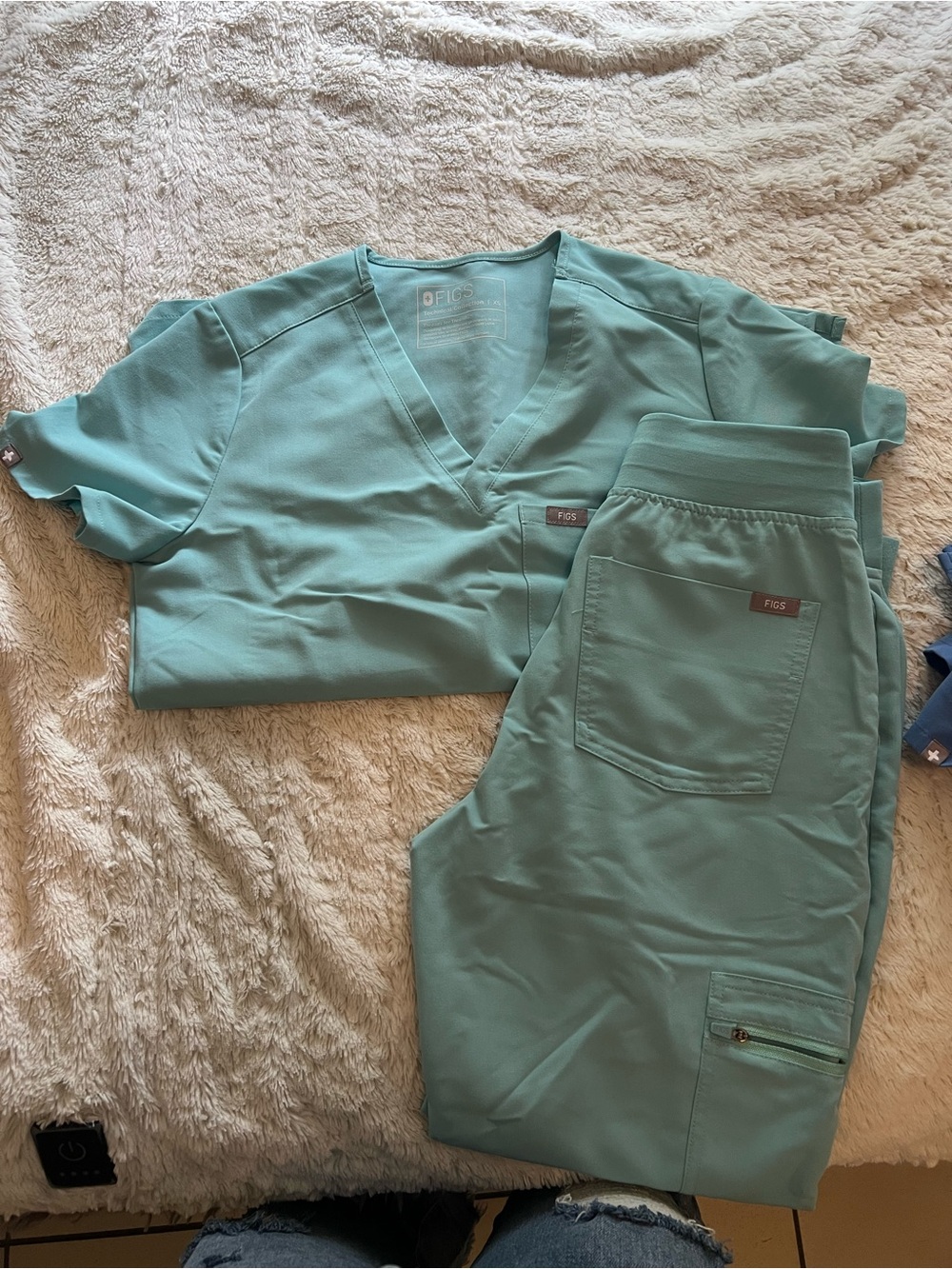 Figs Women's Scrub Set in Mint Green - V-Neck Top & Jogger Pants